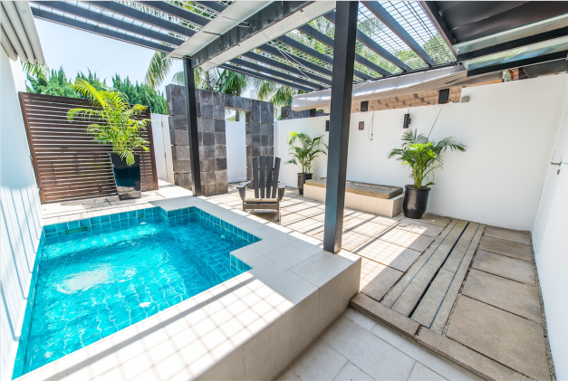 Courtyard Suite Private Jacuzzi Amara Sanctuary Resort Sentosa Singapore Guest Review Blog